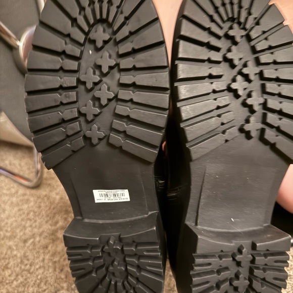 Black Lace-Up Knee-High Boots - Picture 8 of 11